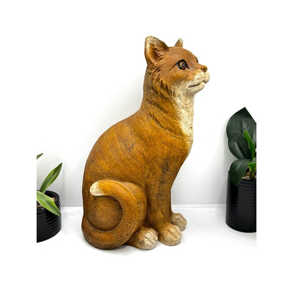 Handcrafted Resin Cat Sculpture Figurine - Picture 8 of 8